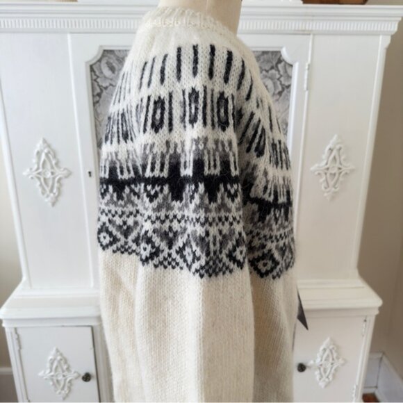 Ice Wear Icelandic Wool Cardigan - Picture 5 of 15